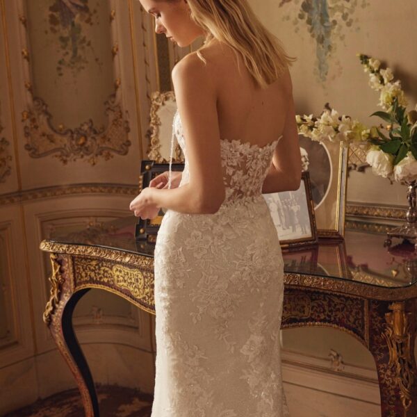 Trouwjurk 1306 Demetrios - Afbeelding 2