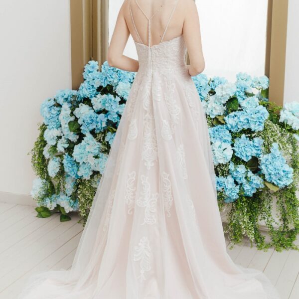 Trouwjurk LOVE Victoria & Vincent - Afbeelding 2