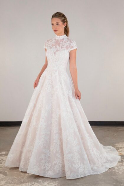 Trouwjurk D4028 Essense of Australia 1