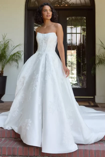 Trouwjurk D4407 Essense of Australia