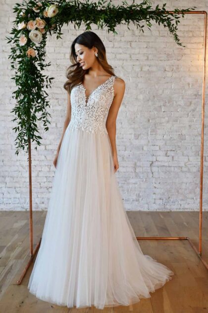 Trouwjurk 7317 Stella York