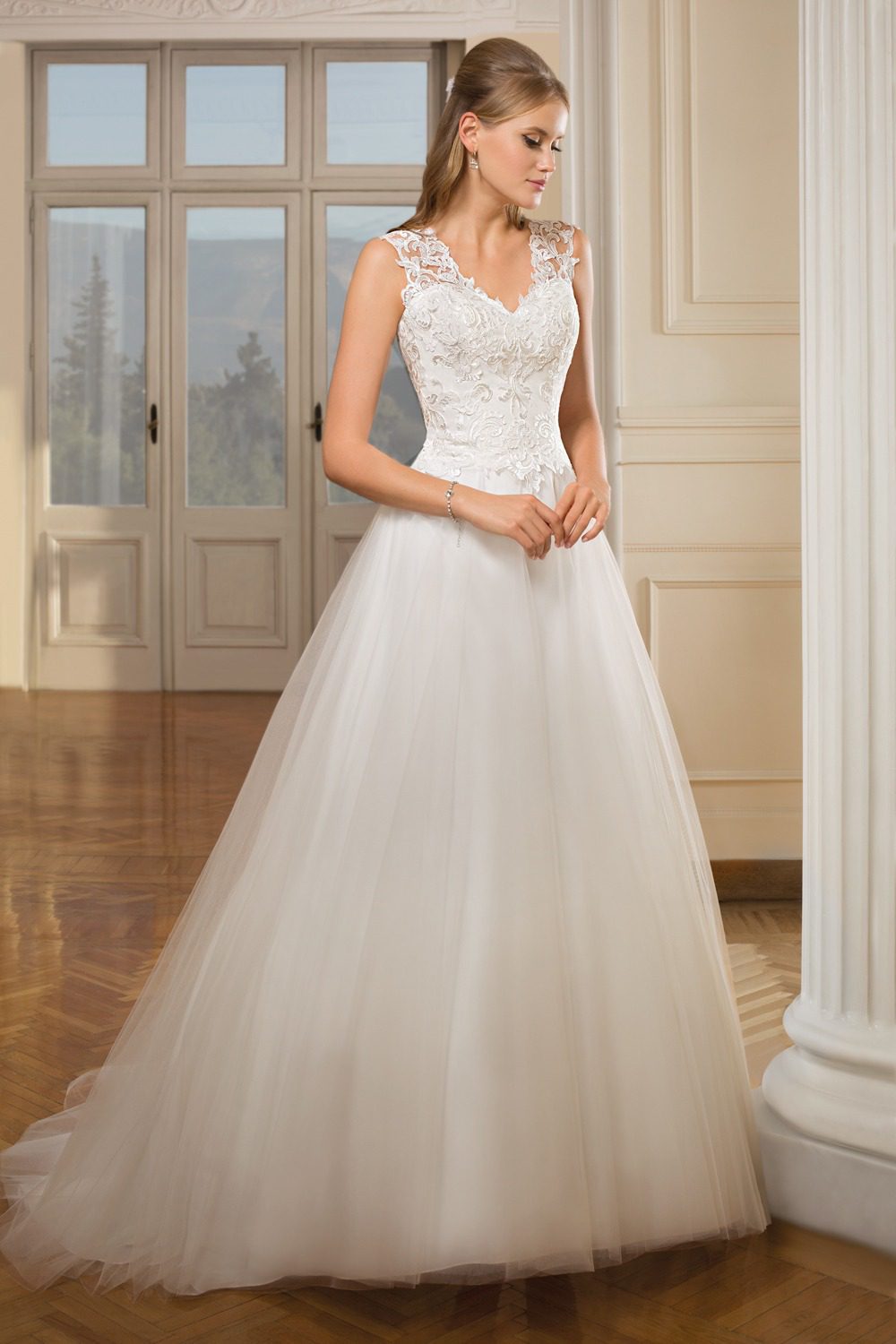 Trouwjurk 7905 Cosmobella