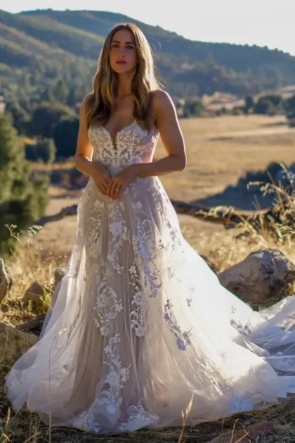 Trouwjurk D3492 Essense of Australia